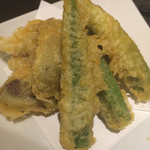 がまぐち - おくらとしいたけの天ぷら