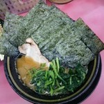 王道家 - 海苔増し 鶏油多目