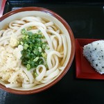 どんどん - かけ（中２玉）２８０円、おにぎり一個８０円