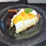 ワインとチーズの小さなレストラン Breed - 