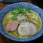 麺や而今 - 鶏清湯塩(720円)