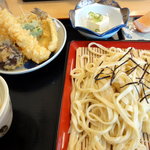 うどん処　あしほ - ざるうどんと天麩羅のセット