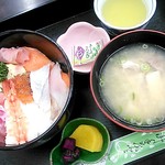 ショッパー桜川 - 【2016.9】海鮮丼(500円)