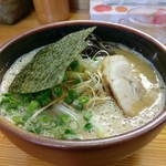 天池家 - 豚骨ねぎラーメン