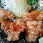 味処 大作 - 唐揚げにもしっかりした塩味がついています