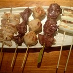 串もん利げん - ナンコツ、砂肝、つくね、タン、ねぎ焼き