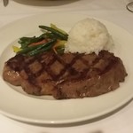 Hy's STEAKHOUSE - 