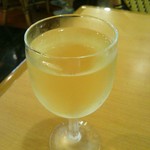 Saizeriya - グラス白ワイン　￥１００