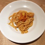 スガハラ - シンプルなトマトのスパゲッティ