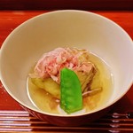 味 ふくしま - 『賀茂茄子のあげとあごだし』!!かつお節がたっぷりかかった賀茂茄子!!一度あげたのをさらに炊いているそうで、賀茂茄子は とろっとろ～～に柔かい～♪(^o^)丿