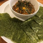 Sakoma Shokudou - キムチ納豆　ごま油のきいた納豆を海苔で巻いて食べる！！シンプルだけど、うまし◎　2016/09/03