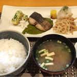 Ajikoubou Shinkameya Kitakami - 焼き魚定食800円 コーヒー付