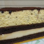 Patisserie Ravi,e relier - タシェット・ド・ティラミス