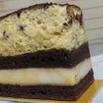 Patisserie Ravi,e relier - タシェット・ド・ティラミス