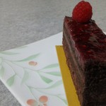 Patisserie Ravi,e relier - ジョルジュⅤ