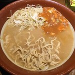 蒙麺 火の豚 - 6度目訪問
      麺マシ1125gヤサイマシマシ麻婆別盛