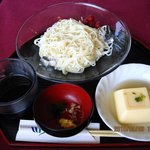 ワンウェイゴルフクラブレストラン - ひやむぎ　680円
