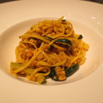 イ・ボローニャ - タヤリン　うさぎのラグー