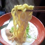 麺処 とりぱん - 麺は太め 2016.9月