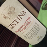 クッチーナ イタリアーナ＆ピッツェリア ズッカ - システィーナ　モンテプルチアーノ　ダブルッツォ（３，３００円）２０１６年９月