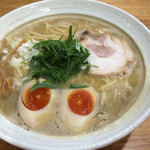 桐麺 - しょうゆラーメン大盛2016年9月