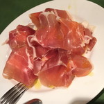 クッチーナ イタリアーナ＆ピッツェリア ズッカ - 平日限定！本格イタリアン大皿プラン（３，２００円）の『生ハムメロン』写真は３人前２０１６年９月