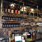 下町バル 門仲酒BAR - ホッピー並んでますね。