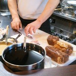 らぁ麺 紫陽花 - 厨房の様子