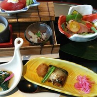名駅なだ万茶寮 - お膳
