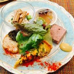 ヒグチ亭 - ランチの前菜。どれもおいしい！