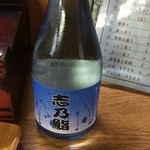 志乃鮨 - 店のラベルが付いた冷酒（純米吟醸） 700円