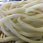 一乃家 - みよ！この美しい麺
茹でたての美学