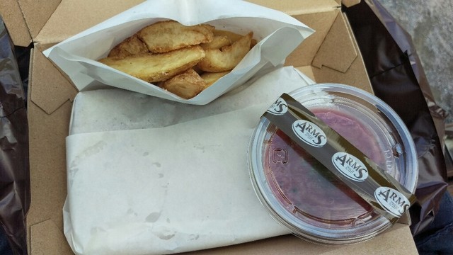 アームズ Take Out Delivery Arms 代々木公園 ハンバーガー 食べログ