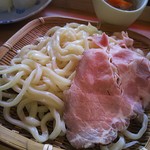 食匠 なる花 - 旨汁塩豚うどんのうどん