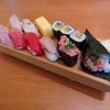 東京寿司 ITAMAE SUSHI - 料理写真:ランチ鮪握りセット（サラダ、味噌汁付　1,200円）
