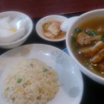 中華楼 - パイコ麺と炒飯