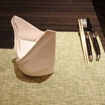 神戸牛炉窯焼ステーキ 雪月風花 北野坂 - セッティング