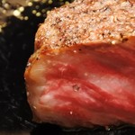 神戸牛炉窯焼ステーキ 雪月風花 北野坂 - 神戸牛サーロインの炉窯焼きステーキ