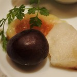 神戸牛炉窯焼ステーキ 雪月風花 北野坂 - ピオーネ・梨・いちじく