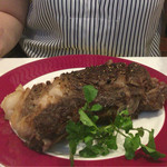 北島亭 - この肉のデカさ、お分りいただけるだろうか