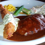 カフェ ド ラム - ハンバーグ＆エビフライ