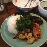 酒とタイ料理 ピッサヌローク - 