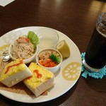 かふぇ もくれんの樹 - アイスコーヒーとモーニング