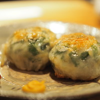 雪梅花 菜根譚 - ニラ饅頭¥700
                ２個以上の注文が必要。