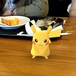 スターバックスコーヒー - 9/4（日）14：20　ピカチュウ　　店内にて。