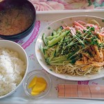 カフェ　ランジェ - 本日の日替わりは、まさかの冷やし中華定食500円