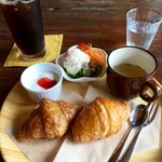 64CAFE - ドリンク代のみのモーニングは内容も上々♫