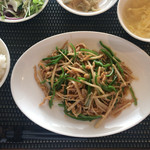 中国料理孝華 - Aランチ 青椒肉絲 ¥750