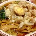 広州市場 新宿東口店