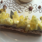 パティスリー オー フィル ドゥ ジュール - パイナップルたっぷり。美味しいよ〜(*^^*)